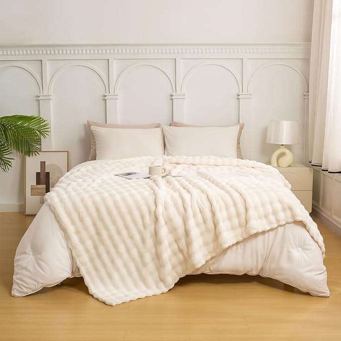 YUSOKI Luxury 3D Bubble Throw Blanket 3.1lb, All Ages, Home Decoration - Image 3