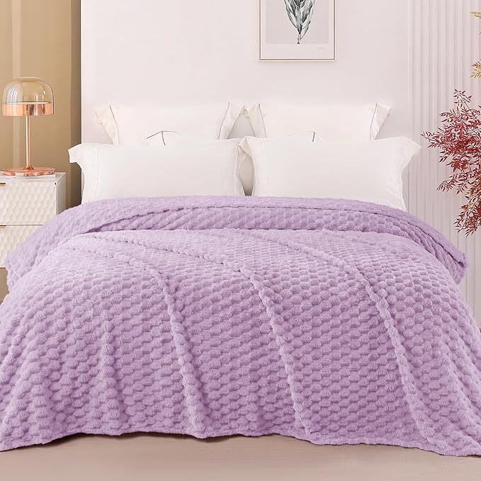 Exclusivo Mezcla King Size Fleece Blanket - Image 2