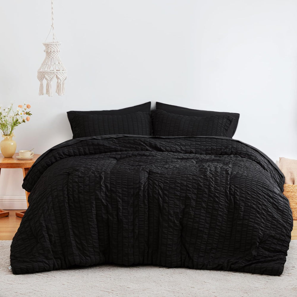 Love's cabin Seersucker Black Full Comforter Set (7-Piece)