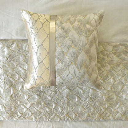 The HomeCentric King/Queen/Twin Ivory & Gold Designer King 90"x18" Bed Runner - Image 2