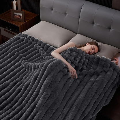 Fluffy Faux Fur Throw Blanket, Thick 1000GSM Soft Cozy Throw Blankets - Image 5