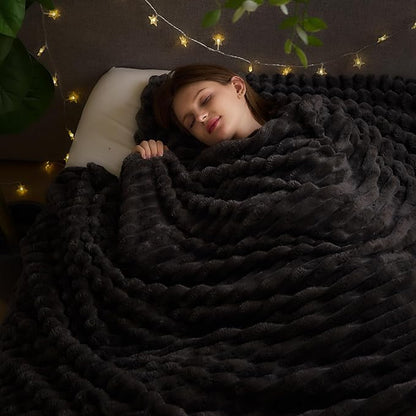 NEWCOSPLAY Super Soft King Blanket Grey Premium Silky Flannel Fleece 3D Ribbed - Image 2