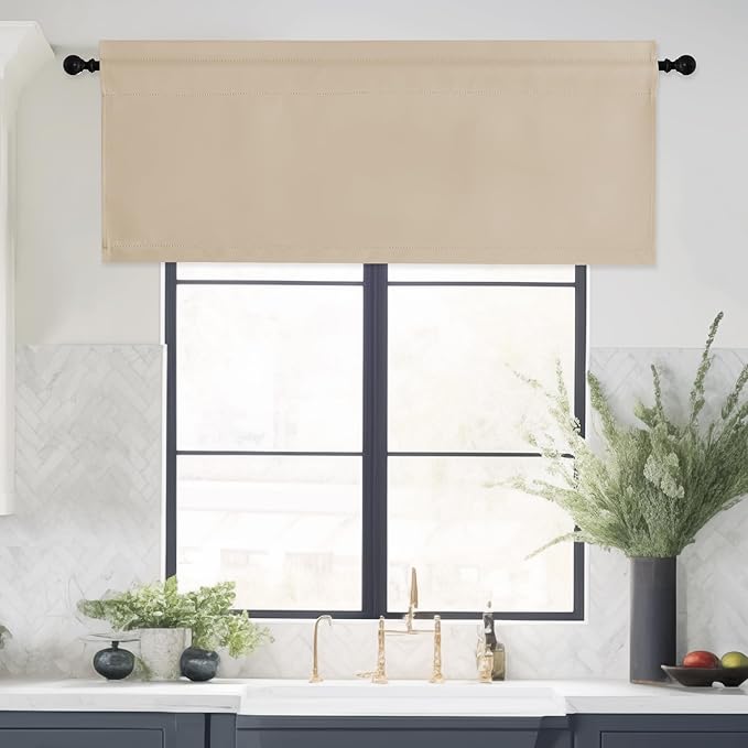 NICETOWN Blackout Kitchen Christmas Valance - Image 8