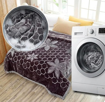 Hiyoko 11.5lbs Heavy Embossed Blanket 2Ply Reversible - Image 5