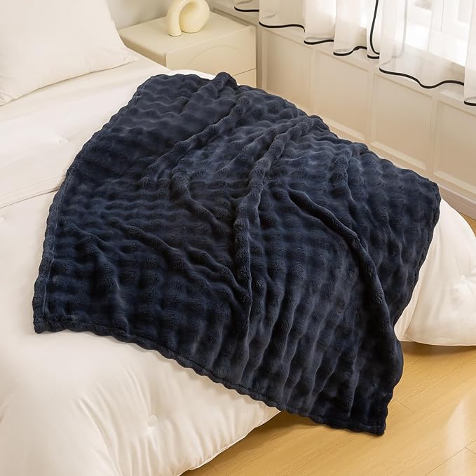 YUSOKI Luxury 3D Bubble Throw Blanket 5lb, All Ages, Home Decoration by YUSOKI