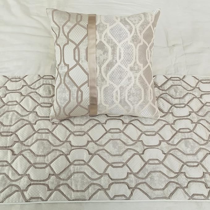 The HomeCentric King/Queen/Twin Ivory & Silver Decorative CA King 86"x18" Bed - Image 6