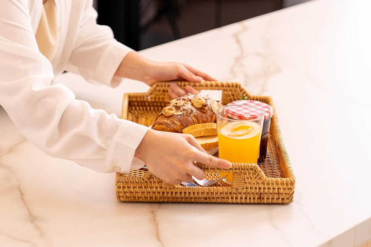 yangqihome 14.6" handwoven rattan serving tray with handles, close-up detail