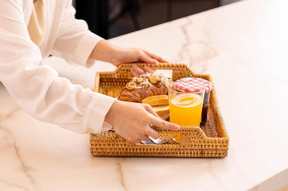 yangqihome 14.6" handwoven rattan serving tray with handles, close-up detail