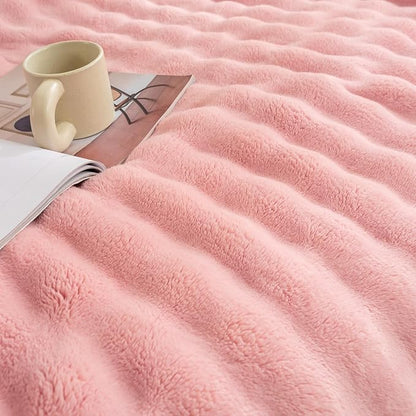YUSOKI Luxury 3D Bubble Throw Blanket 2lb, All Ages, Home Decoration - Image 6