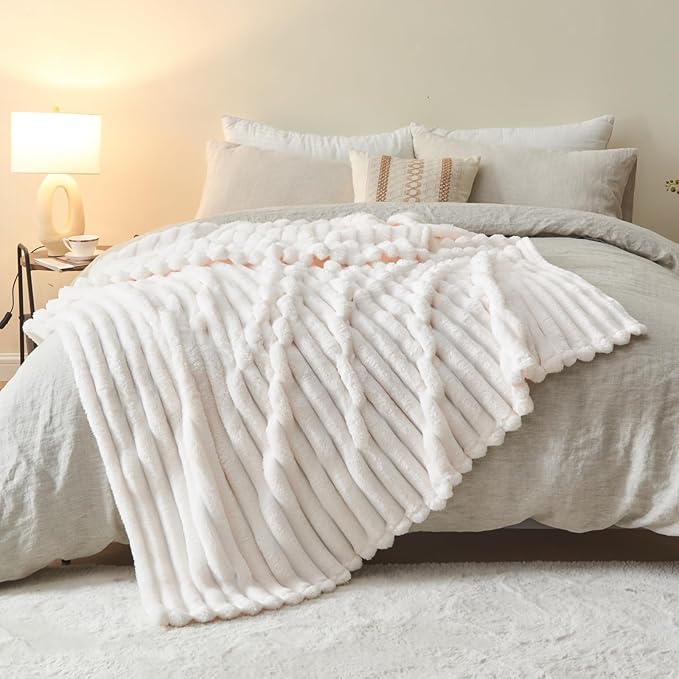 NEWCOSPLAY Super Soft Throw Blanket Ivory Premium Silky Flannel Fleece 3D - Image 9