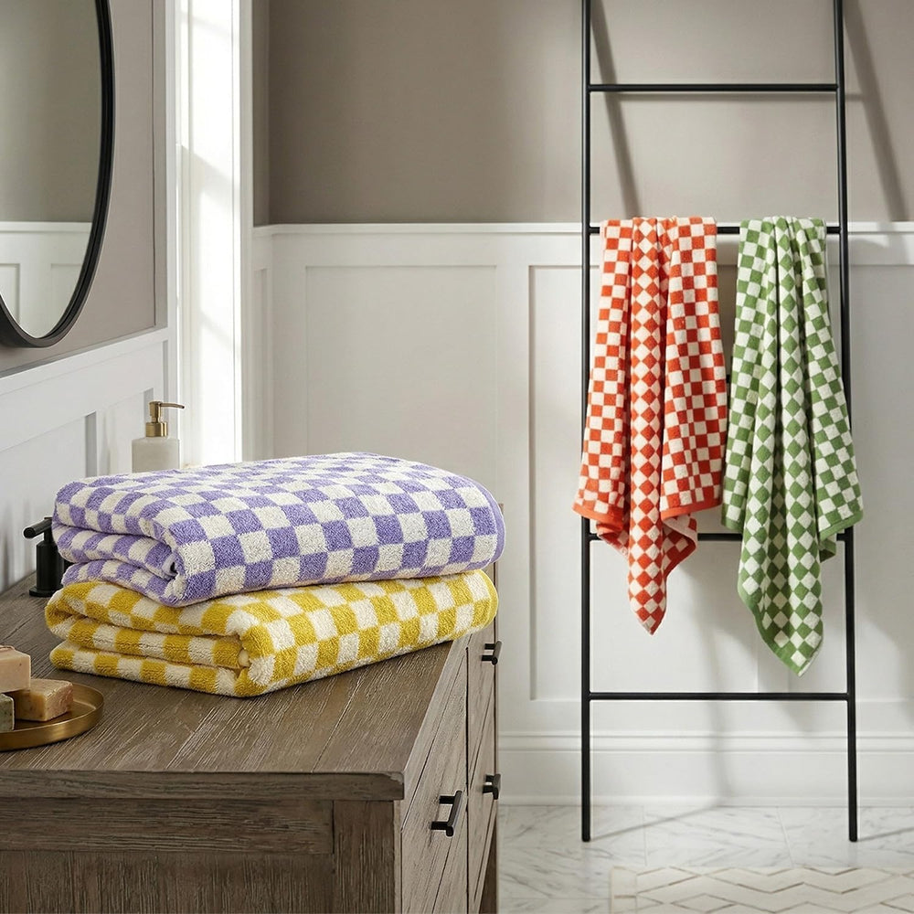 Checkered Bath Towels Set of 4 - Cotton Towels for Bathroom, Beach, Pool