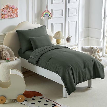 Toddler Bedding Set by Uozzi+Bedding