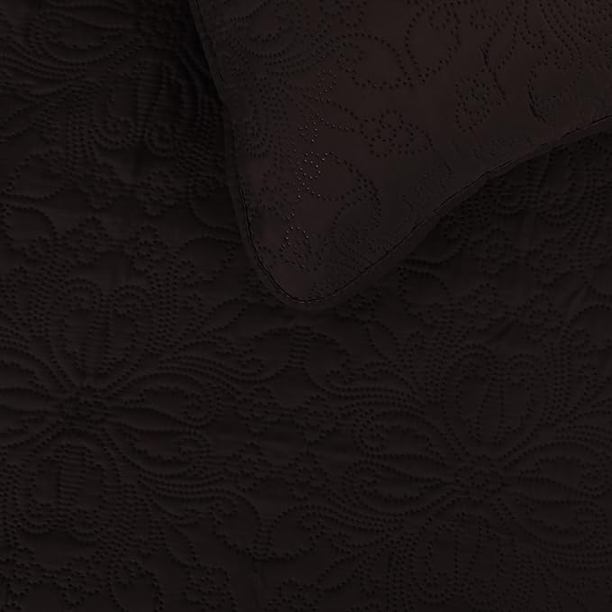 Easy-Going Twin Size Reversible Quilt Set - Image 3