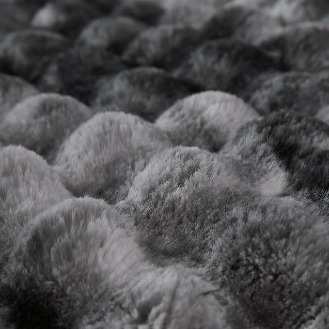 COOVA Faux Fur Throw Blanket for Couch, Cozy Soft and Fuzzy Plush Rabbit Fur - Image 5