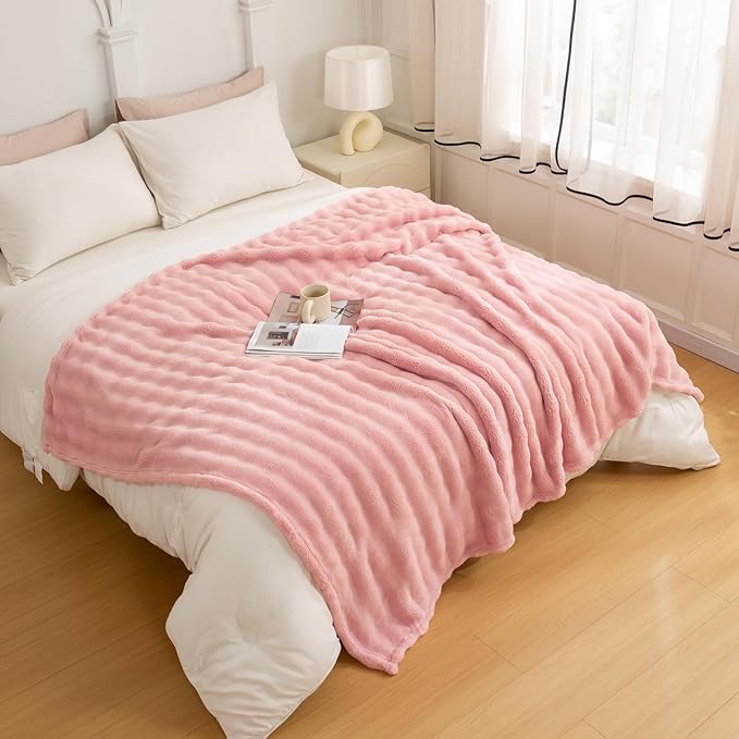YUSOKI Luxury 3D Bubble Throw Blanket 3.1lb, All Ages, Home Decoration by YUSOKI