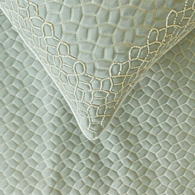 The HomeCentric King/Queen/Twin Blue Designer King 90"x18" Bed Runner - Image 5