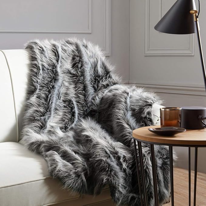 Luxury Faux Fur Throw Blanket, Super Warm, Fluffy Decoration Blanket Scarf - Image 2