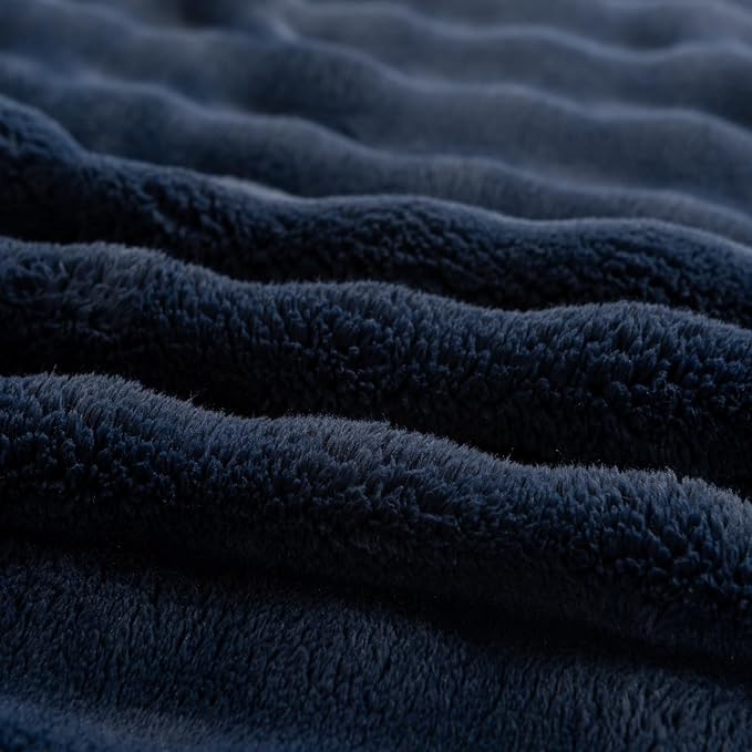YUSOKI Luxury 3D Bubble Throw Blanket 5lb, All Ages, Home Decoration - Image 6