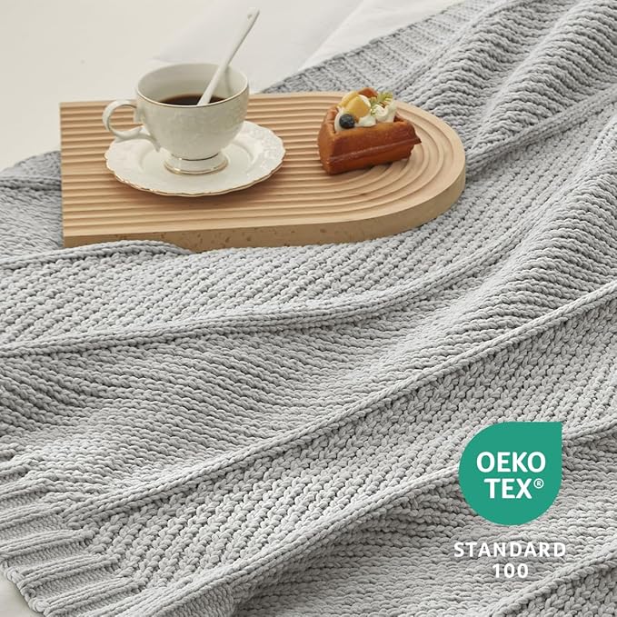 Amélie Home Chevron Chenille Knit Throw Blanket - Image 7