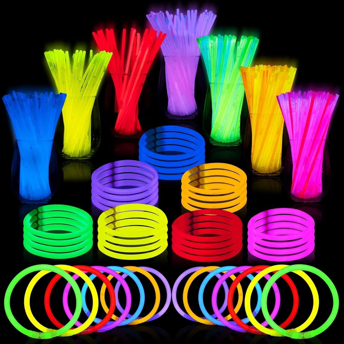 JOYIN 800 Pcs 8" Glow sticks Bulk Party Favors Pack, Neon Glow in the Dark Party Supplies, Light Up Necklaces and Bracelets with Connectors for Halloween, Football, Birthday Decorations
