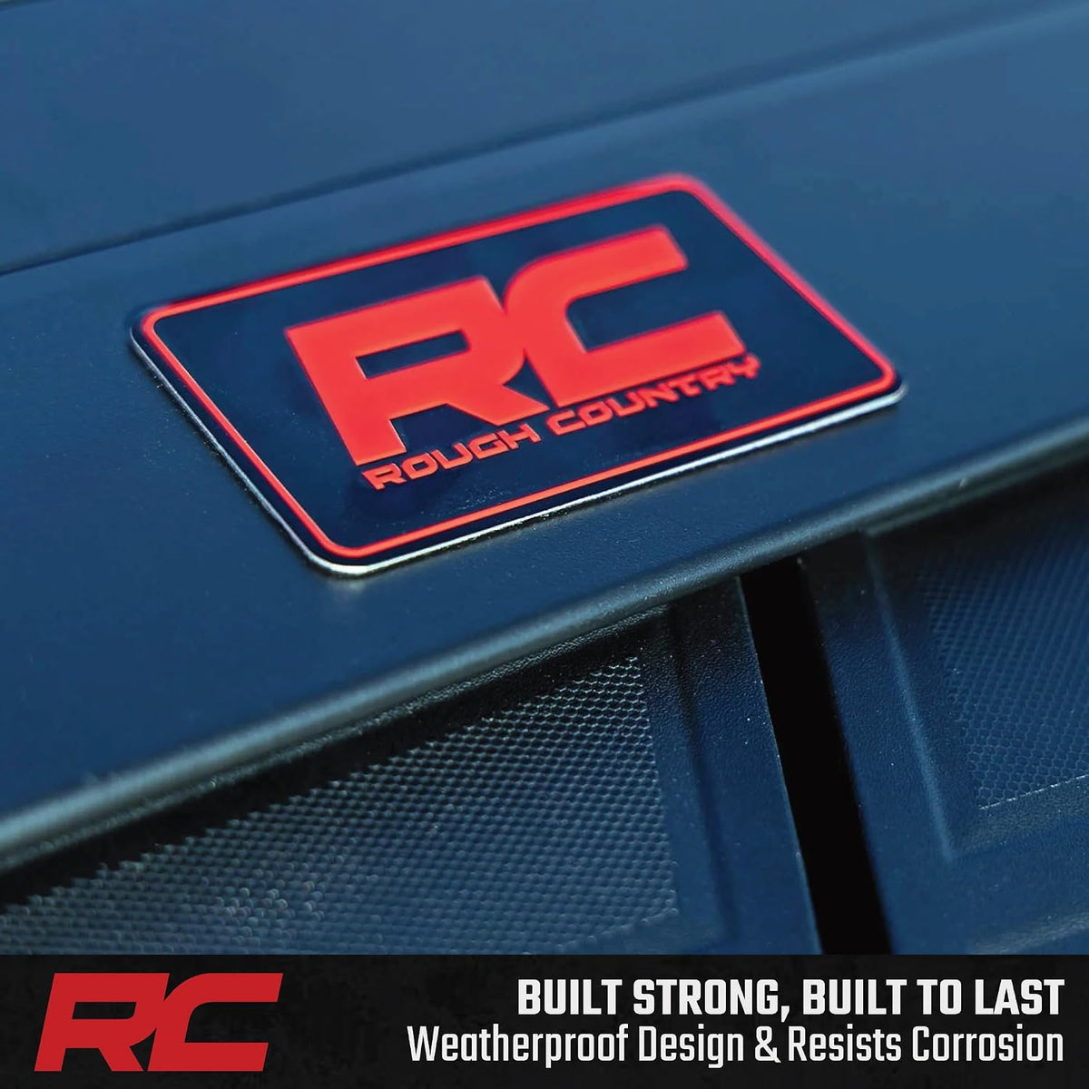 rough country hard roll-up bed cover, side view