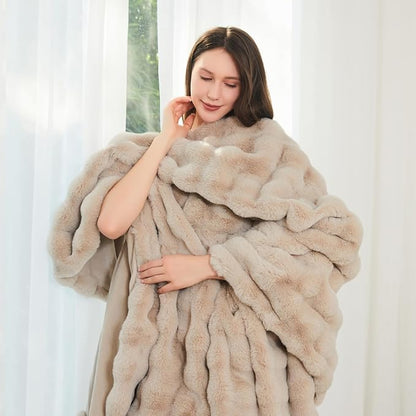 The Malibu Blanket - Image 5