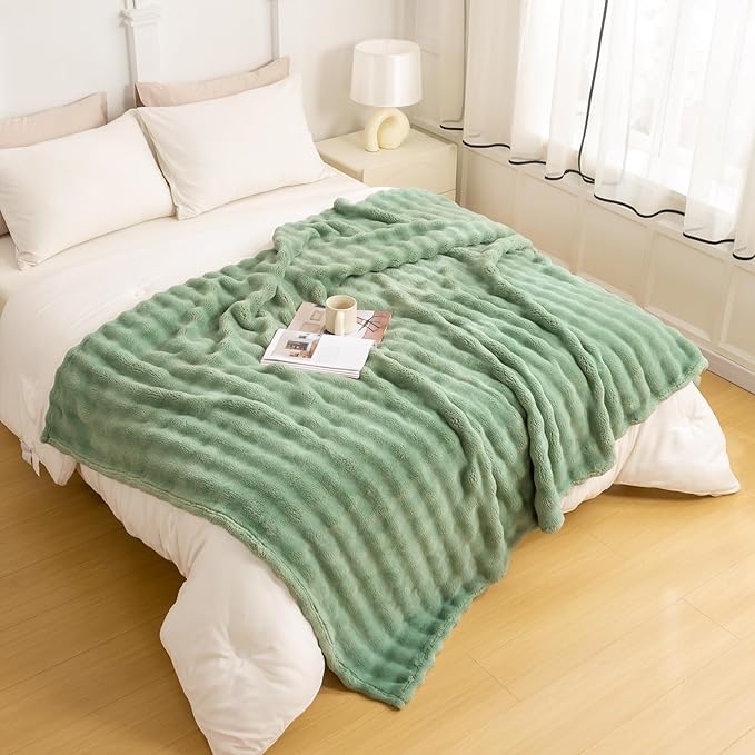 YUSOKI Luxury 3D Bubble Throw Blanket 3.1lb, All Ages, Home Decoration by YUSOKI