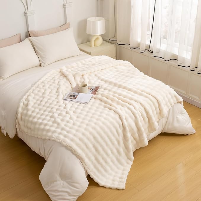 YUSOKI Luxury 3D Bubble Throw Blanket 3.1lb, All Ages, Home Decoration by YUSOKI
