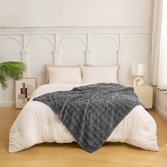 YUSOKI Luxury 3D Bubble Throw Blanket 2lb, All Ages, Home Decoration - Image 4