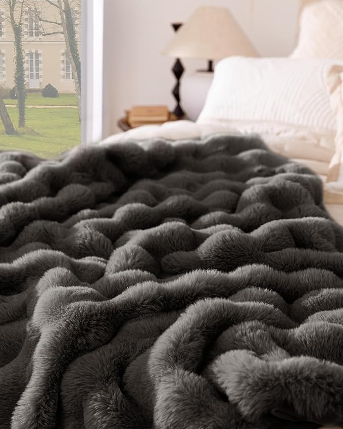 Ultra Soft Cozy Faux Fur Throw Blanket, Fuzzy Plush Thick Bubble Blanket - Image 2