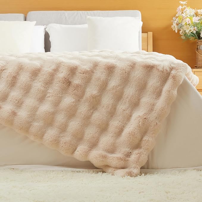 The Malibu Blanket - Image 5
