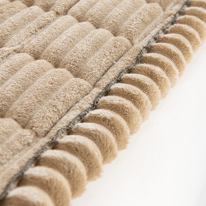 Non Slip Fuzzy Pet Couch Covers - Image 4