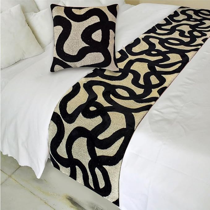 The HomeCentric Black Bed Runner - Image 2