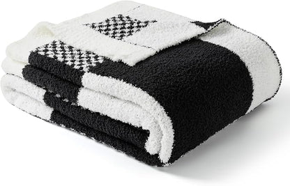 Snuggle Sac Checkered Blanket, 50x60 inches - Image 5
