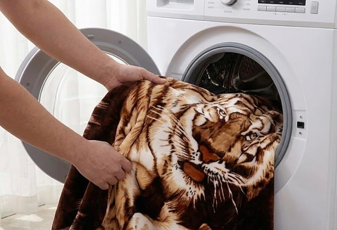 Tiger Animal Print Blanket 5.3 Lbs - Image 4