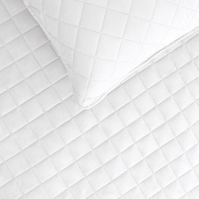 Easy-Going Queen Plus Size Reversible Quilt Set - Image 4