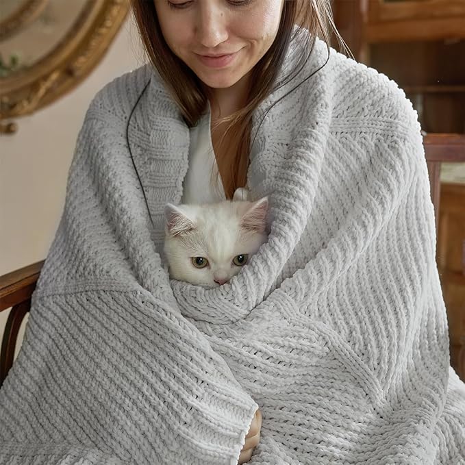Amélie Home Chevron Chenille Knit Throw Blanket - Image 2