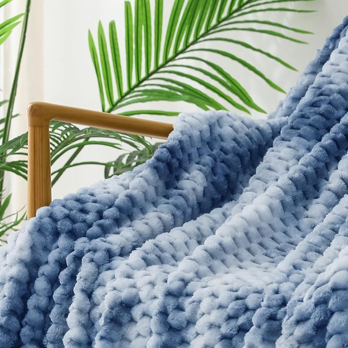 Exclusivo Mezcla Twin Size Fleece Blanket - Image 6