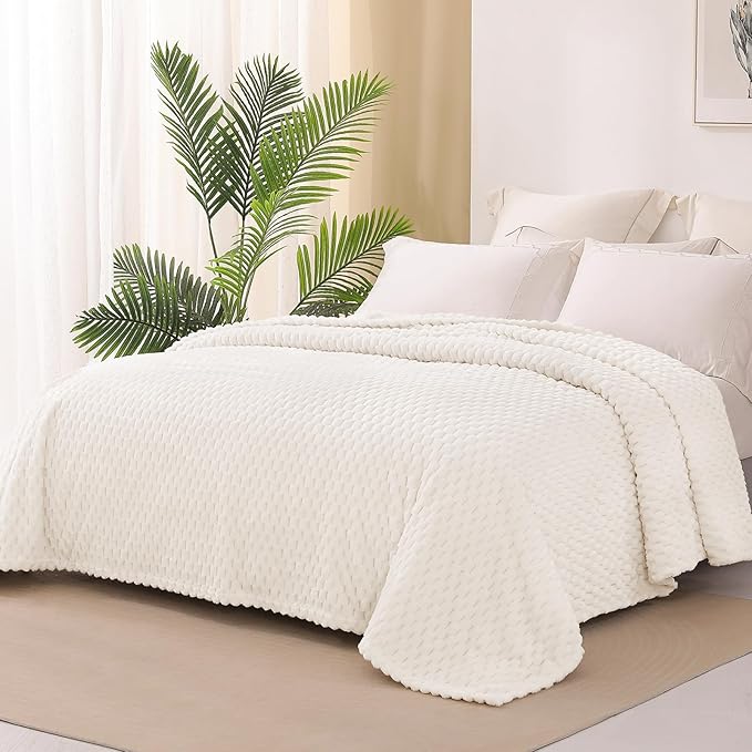 Exclusivo Mezcla King Size Fleece Blanket - Image 3