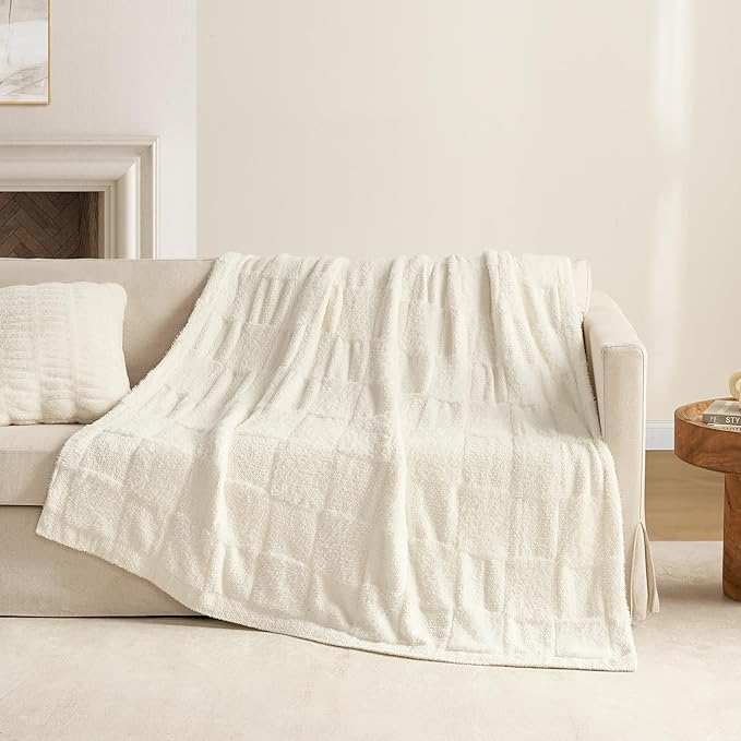 Snuggle Sac Checkered Throw Blanket Faux Fur Microfiber Blankets - Image 5