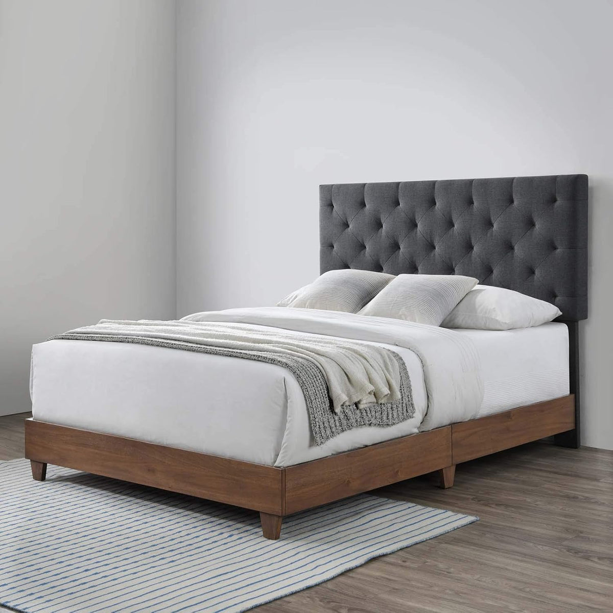 modway rhiannon diamond tufted upholstered fabric queen bed, main product view