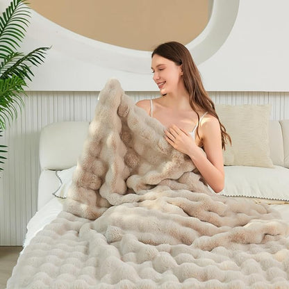 The Malibu Blanket - Image 3