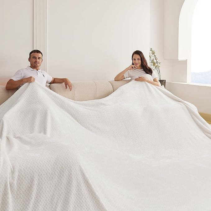 Oversized King Fleece Blanket 120x120 Inches, Seamless Soft Cozy 3D Jacquard - Image 4