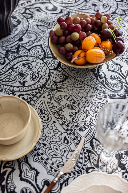 Black Jacquard Floral Tablecloth Rectangle 57”x70”, Waterproof & Wrinkle Resistant Damask Vintage Table Cloth, Luxury Table Cover for Dinning Halloween Wedding Party Christmas