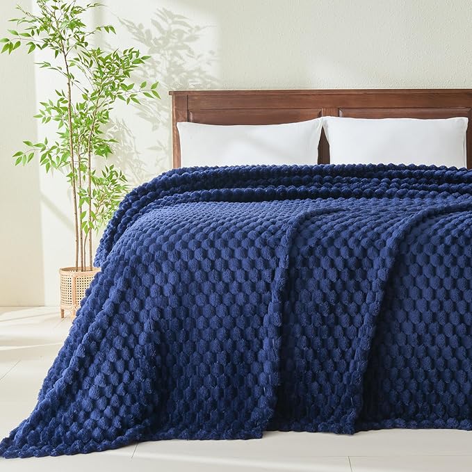 NEWCOSPLAY Super Soft Queen Blanket Dark Navy Premium Silky Flannel Fleece 3D - Image 2