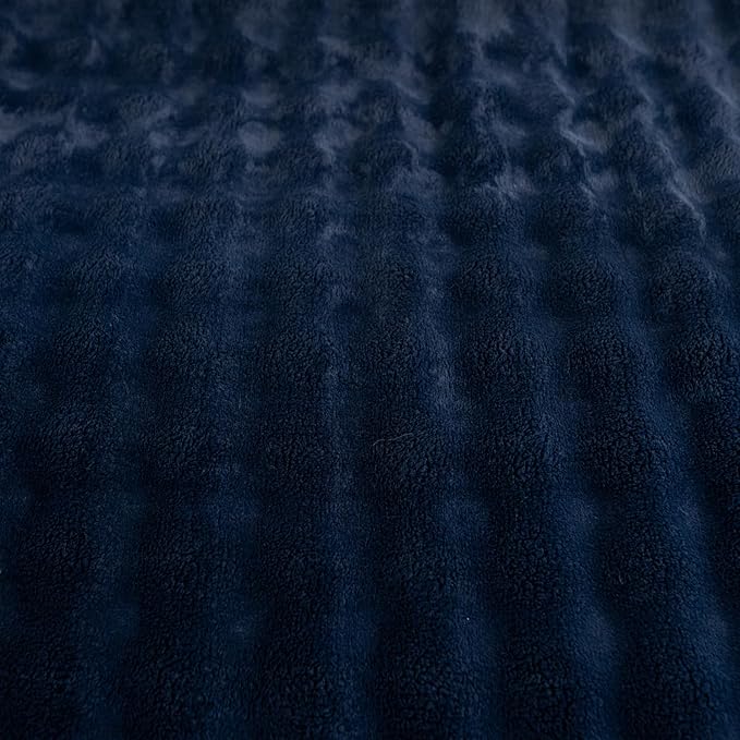 YUSOKI Luxury 3D Bubble Throw Blanket 5lb, All Ages, Home Decoration - Image 3