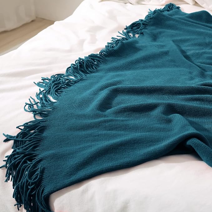 Homiest Decorative Knitted Throw - Image 6