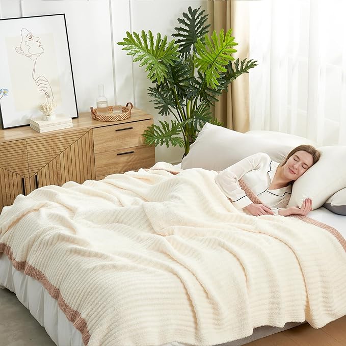 Snuggle Sac Soft King Size Blanket, Cozy Soft Fuzzy Microfiber Knit Stripe by SnuggleSac