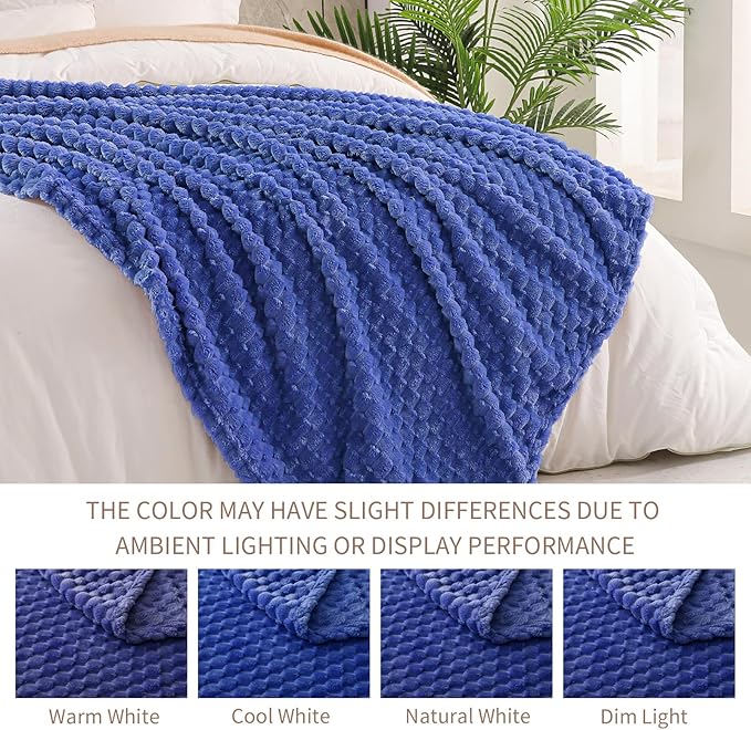 Exclusivo Mezcla King Size Fleece Blanket - Image 4