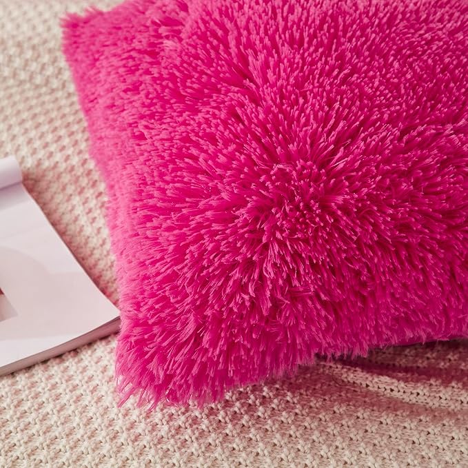 Uhamho Set of 2 Faux Fur Throw Pillow Covers Bed Pillowcases Soft Velvet Home - Image 3